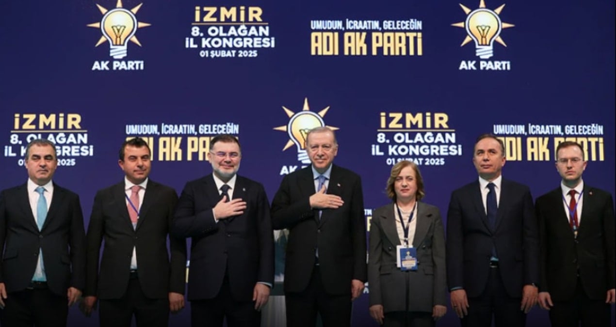 akpde istifa ve gorevden alma dalgasi izmire sicradi p88KDPU9