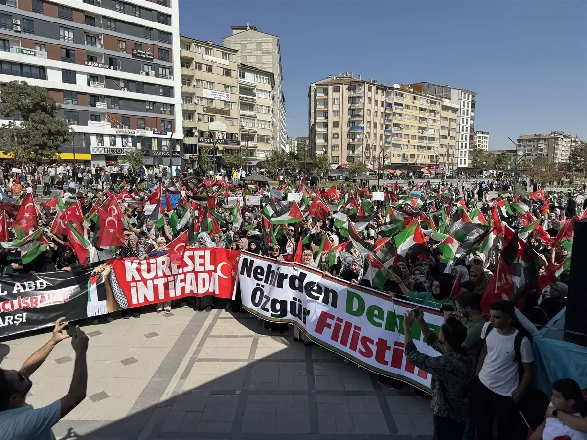 elazigda gazzeye destek yuruyusu yA8W4VRV