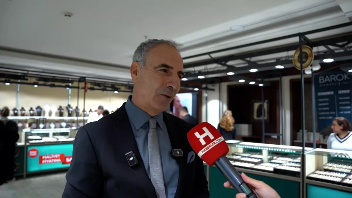 yuzde 50ye varan indirimle mucevherat firsati 16 bin tllik taki 6 bin tlye maliyetine satista AgQgBEWL.jpg